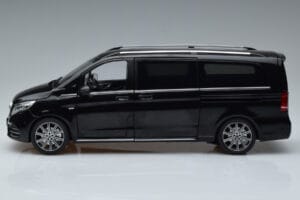 Mercedes V-Class W447 V260L Negro OEM 1:18 QALCN89911150 Metal - imagen 4 de 8