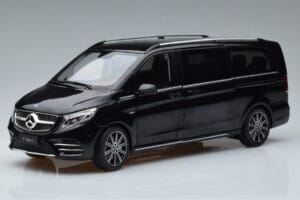 Mercedes V-Class W447 V260L Negro Mercedes 1:18 QALCN89911150 Metal