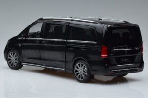 Mercedes V-Class W447 V260L Negro OEM 1:18 QALCN89911150 Metal - imagen 6 de 8