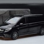 Mercedes V-Class W447 V260L Negro Mercedes 1:18 QALCN89911150 Metal - image 8 of 8