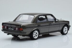Mercedes W123 AMG 280 Gris Otto 1:18 OT750 Resina - imagen 2 de 6