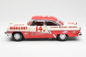 Mercury Montclair #14 B. Myers Palm Beach Winner 1956 Sun Star 1:18 5147 Metal - imagen 4 de 8