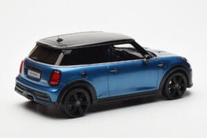 Mini Cooper S F56 Island Azul Otto 1:18 OT982 Resina - imagen 2 de 6