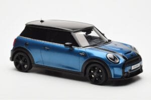 Mini Cooper S F56 Island Azul Otto 1:18 OT982 Resina - imagen 4 de 6