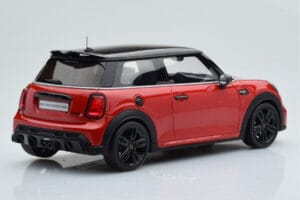 Mini Cooper S JCW F56 Rojo Otto 1:18 OT984 Resina - imagen 2 de 6