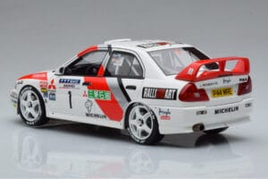 Mitsubishi Lancer Evo 4 T. Makinen / S. Harjanne Rally Catalunya 1997 Otto 1:18 OT409 Resina - imagen 5 de 6