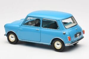 Morris Mini Minor Azul Kyosho 1:18 08964BL Metal - imagen 7 de 8
