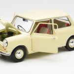 Morris Mini Minor Blanco Kyosho 1:18 08964W - image 2 of 8