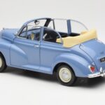 Morris Minor Cabriolet Azul Minichamps 1:18 - image 7 of 8