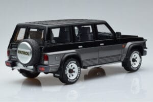 Nissan Patrol GR Y60 Gris Otto 1:18 OT993 Resina - imagen 2 de 6