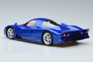 Nissan R390 GT1 Road Car GT Spirit 1:18 GT403 Resina - imagen 5 de 6