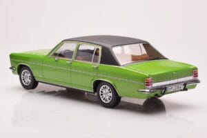 Opel Diplomat B Verde Metalizado MCG 1:18 MCG18337 Metal - imagen 5 de 6