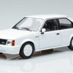Opel Kadett D GTE Blanco MCG 1:18 MCG18268 Metal