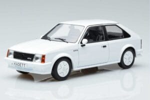Opel Kadett D GTE Blanco MCG 1:18 MCG18268 Metal