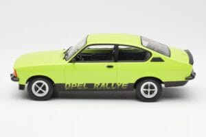 Opel Kadett E Rally 2.0 Verde Negro Norev 1:18 183653 Metal - imagen 3 de 6