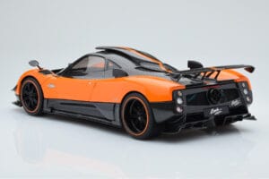 Pagani Zonda Cinque Naranja St Tropez Almost Real 1:18 850603001 Metal - imagen 4 de 8