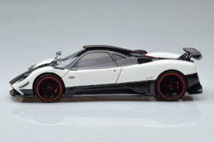 Pagani Zonda Cinque Blanco Benny Almost Real 1:18 850601001 Metal - imagen 5 de 12
