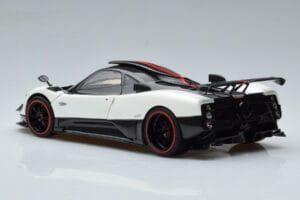 Pagani Zonda Cinque Blanco Benny Almost Real 1:18 850601001 Metal - imagen 7 de 12