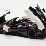 Pagani Zonda Cinque Roadster Blanco Benny Almost Real 1:18 - image 5 of 8