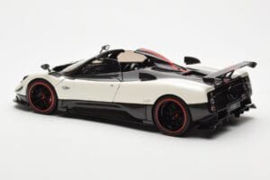 Pagani Zonda Cinque Roadster Blanco Benny Almost Real 1:18 850611001 Metal - imagen 7 de 8