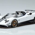 Pagani Zonda HP Barchetta Carbon Fiber Blanco LCD 1:18 LCD18009 WH Metal