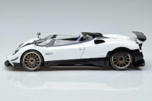 Pagani Zonda HP Barchetta Carbon Fiber Blanco LCD 1:18 LCD18009-WH Metal - imagen 5 de 9
