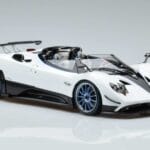 Pagani Zonda HP Barchetta Carbon Fiber Blanco LCD 1:18 LCD18009 WH Metal - image 6 of 9