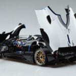 Pagani Zonda HP Barchetta Carbon Fiber Blanco LCD 1:18 LCD18009 WH Metal - image 7 of 9