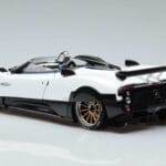 Pagani Zonda HP Barchetta Carbon Fiber Blanco LCD 1:18 LCD18009 WH Metal - image 8 of 9