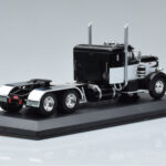 Peterbilt 350 Negro IXO 1:43 TR114 - image 2 of 6