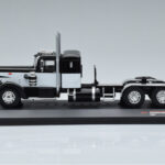 Peterbilt 350 Negro IXO 1:43 TR114 - image 3 of 6