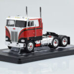 Peterbilt 352 Pacemaker Rojo Blanco IXO 1:43