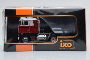 Peterbilt 352 Pacemaker Rojo Blanco IXO 1:43 TR097 Metal - imagen 4 de 4
