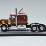 Peterbilt 359 Marrón IXO 1:43 TR043 - image 3 of 6