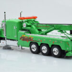 Peterbilt 359 Wrecker Road Service Verde IXO 1:43 - image 5 of 5