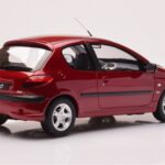 Peugeot 206 S16 Rojo Otto 1:18 - image 2 of 6