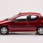 Peugeot 206 S16 Rojo Otto 1:18 - image 3 of 6