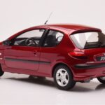 Peugeot 206 S16 Rojo Otto 1:18 - image 5 of 6
