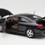 Peugeot 407 Coupé Negro Norev 1:18 - image 5 of 8