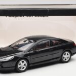 Peugeot 407 Coupé Negro Norev 1:18 - image 8 of 8