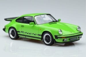 Porsche 911 3.2 Carrera Verde Lima GT Spirit 1:18 GT740 Resina - imagen 4 de 6