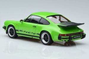 Porsche 911 3.2 Carrera Verde Lima GT Spirit 1:18 GT740 Resina - imagen 5 de 6