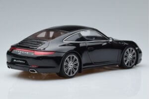 Porsche 911 991 Carrera 4 Black Edition GT Spirit 1:18 GT114 Resina - imagen 2 de 6