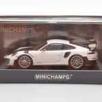 Porsche 911 991.2 GT2 RS Blanco Minichamps 1:43 - image 4 of 4