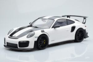 Porsche 911 GT2 RS 991.2 Weissach Package Blanco Llantas de Magnesio Negras Minichamps 1:18 153068309