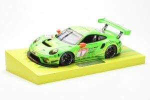 Porsche 911 991.2 GT3 R #1 Manthey Racing 24 Hours Nurburgring 2019 Minichamps 1:18 MG-M-911-19-1801 Metal - imagen 2 de 6