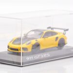 Porsche 911 991.2 GT3 RS Amarillo Minichamps 1:43 - image 2 of 4