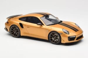 Porsche 911 991.2 Turbo S Exclusive Dorado GT Spirit 1:18 GT444 Resina - imagen 4 de 6