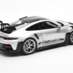 Porsche 911 992 GT3 Weissach Pack GT Plata Metálico Norev 1:18 - image 3 of 8