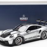 Porsche 911 992 GT3 Weissach Pack GT Plata Metálico Norev 1:18 - image 8 of 8